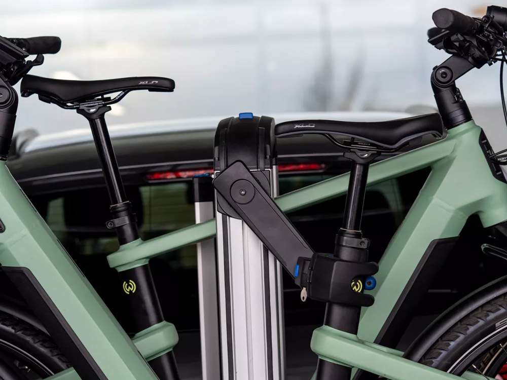 Xlc cc-x61 low step frame adapter for almada work-e bike carrier