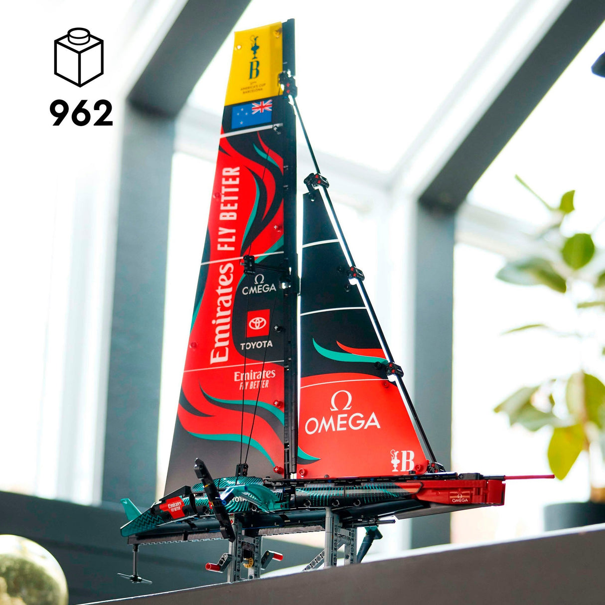 Lego technic 42174 emirates team nueva zelanda yate ac75