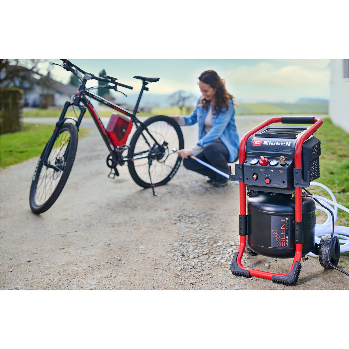 Einhell te-ac 240 24 Silent Kompressor (schwarz rout, 24 Liter)