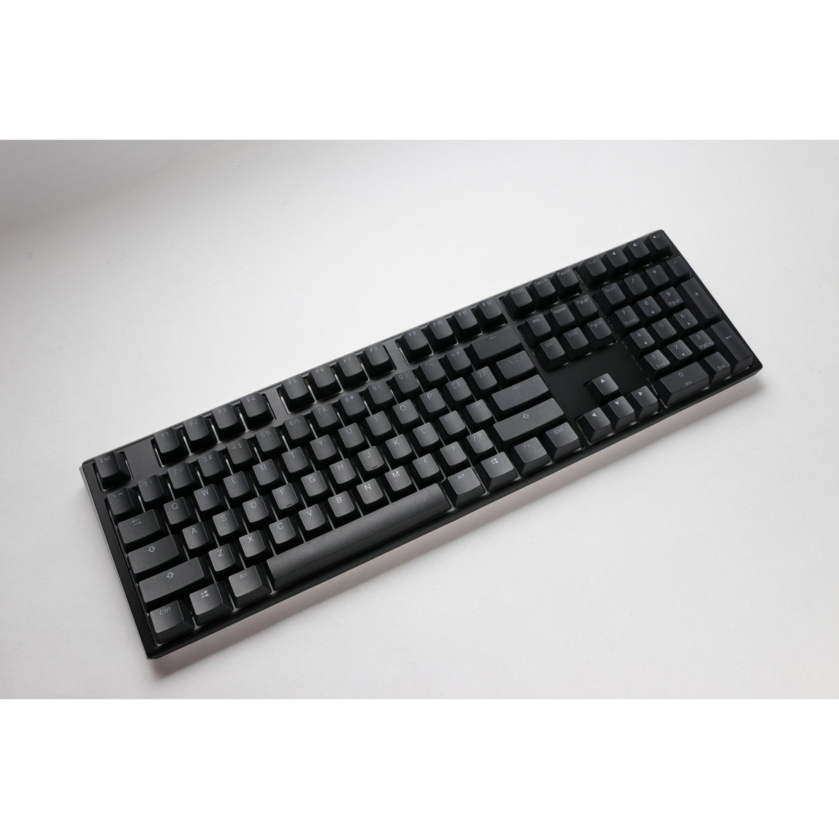 Ducky One 3 Classic, keyboard (black white, US layout, Cherry MX Red, RGB LED, double-shot PBT, hot-swappable, Quack Mechanics)