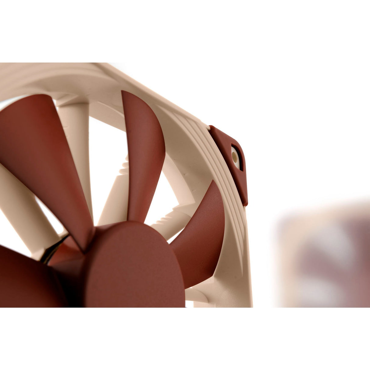 Noctua nf-f12 pwm