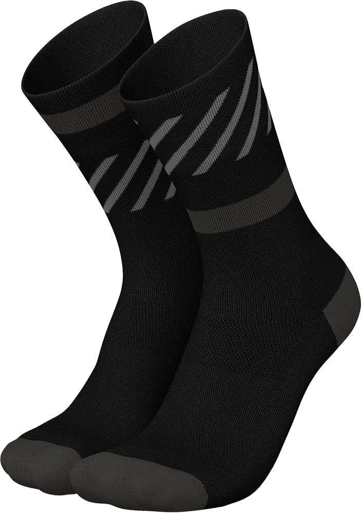 Incylence disrupts - running socks
