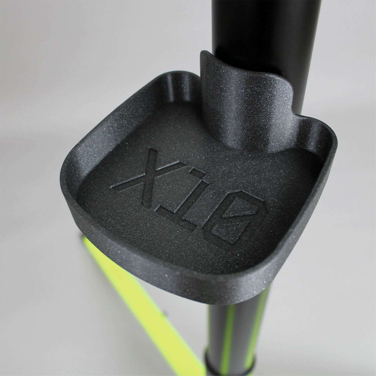 X10 tool tray for mobile assistant