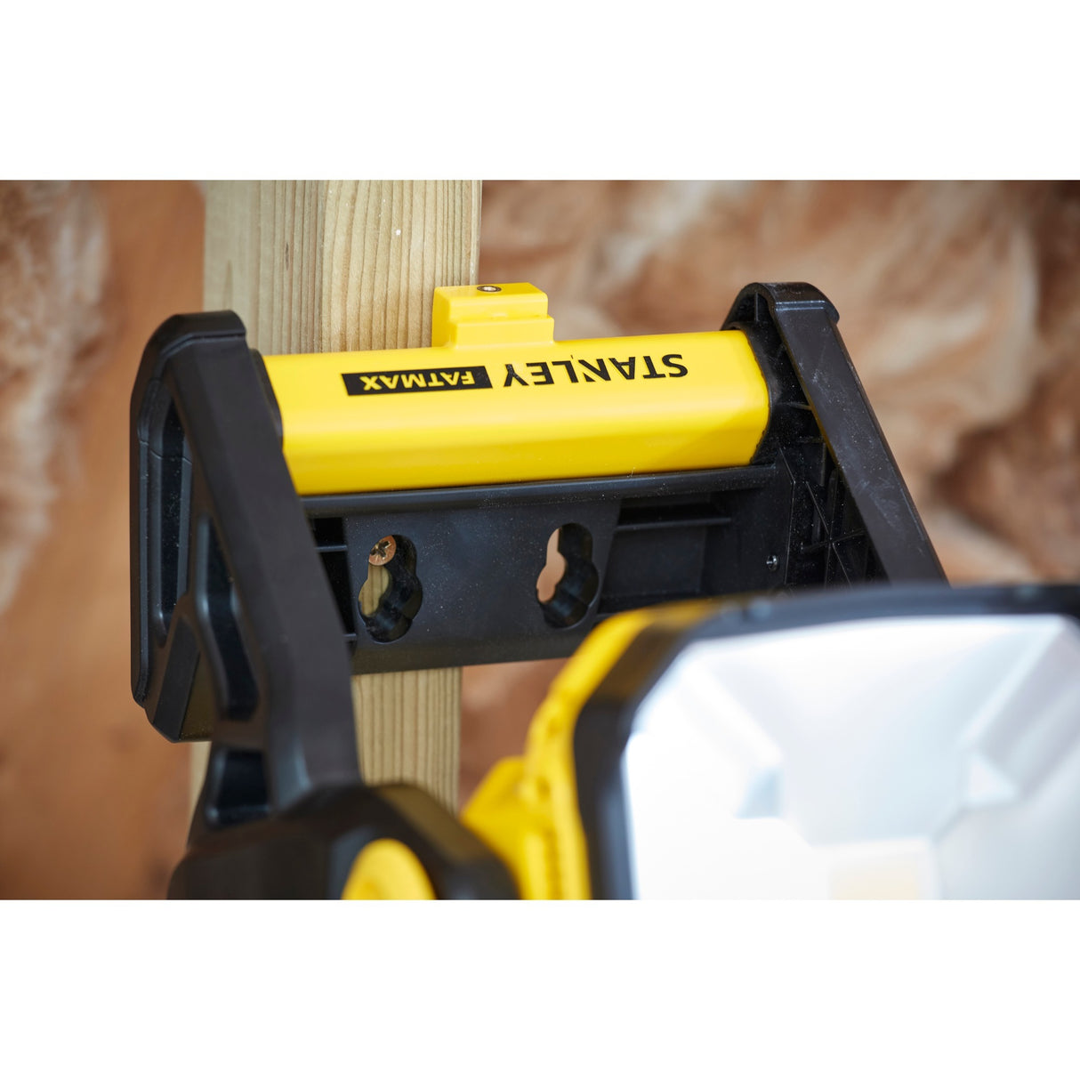 Stanley FATMAX V20 18V munkalámpa