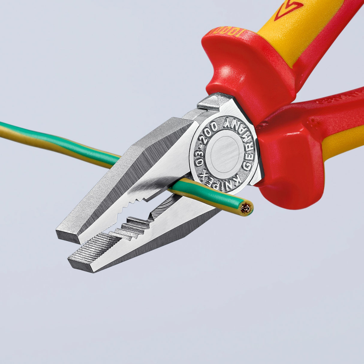 KNIPEX Kombi replės 03 06 200 VDE