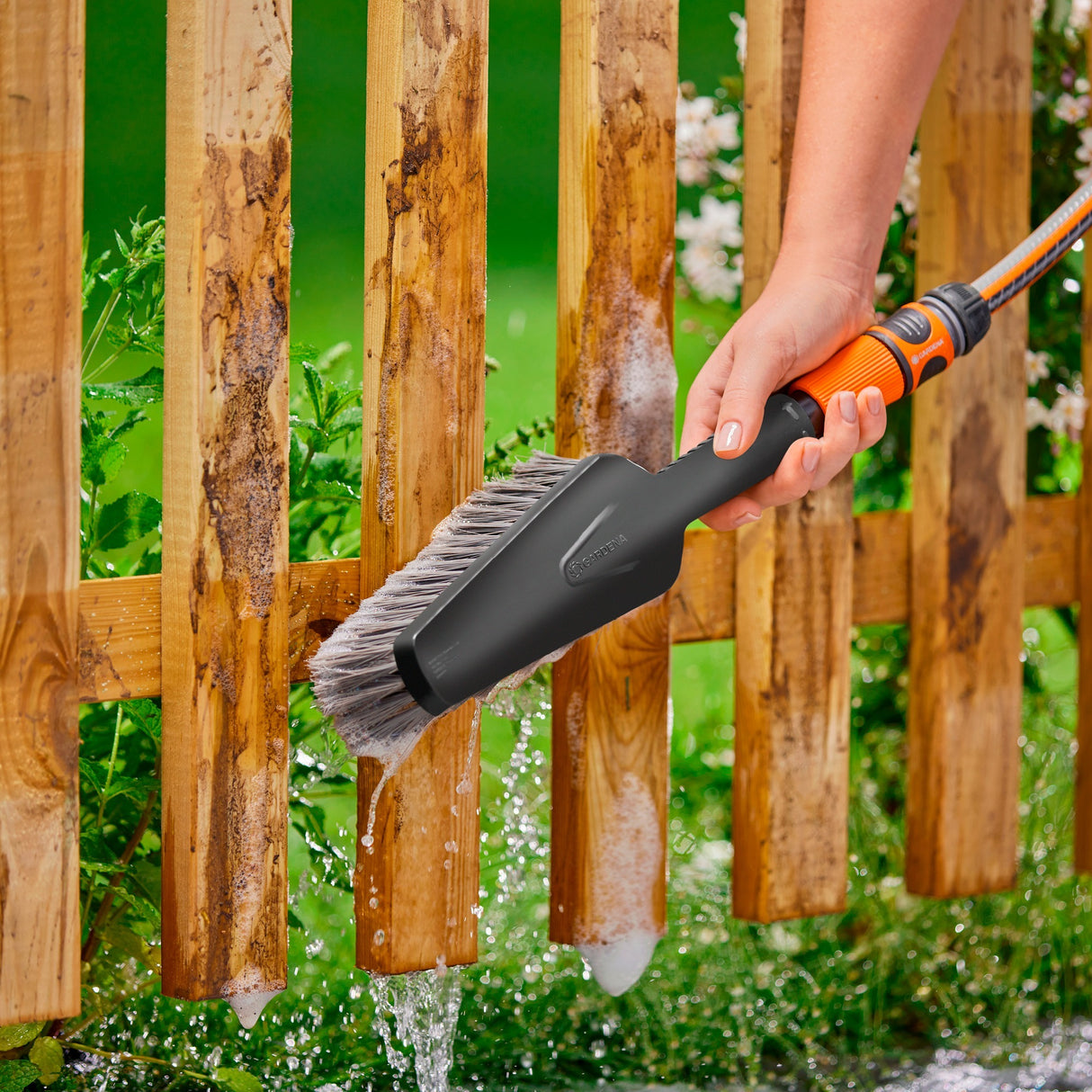 Gardena cleansystem cleaning set with hand brush m soft,