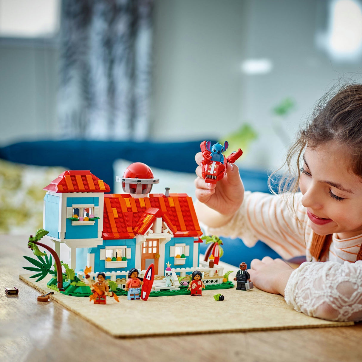 Lego disney 43268 lilo and stitch beach house