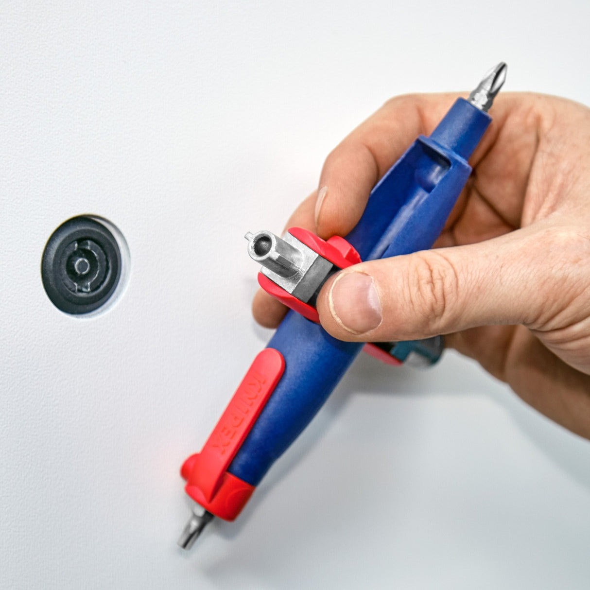 KniPex Trairclace Caste Key 00 11 07