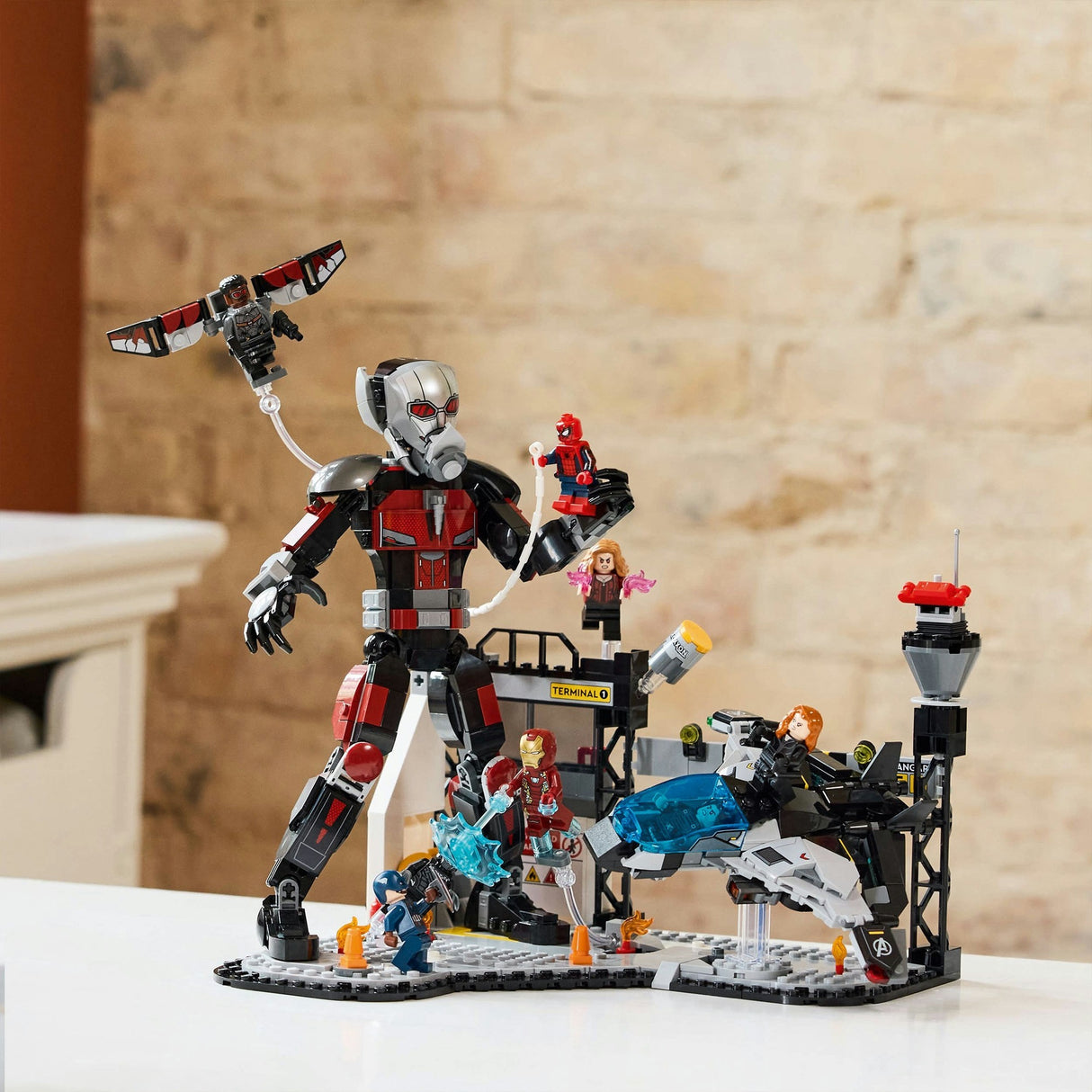 Lego Superhelden 76314 Captain America, Bürgerkriegs-Actionszene
