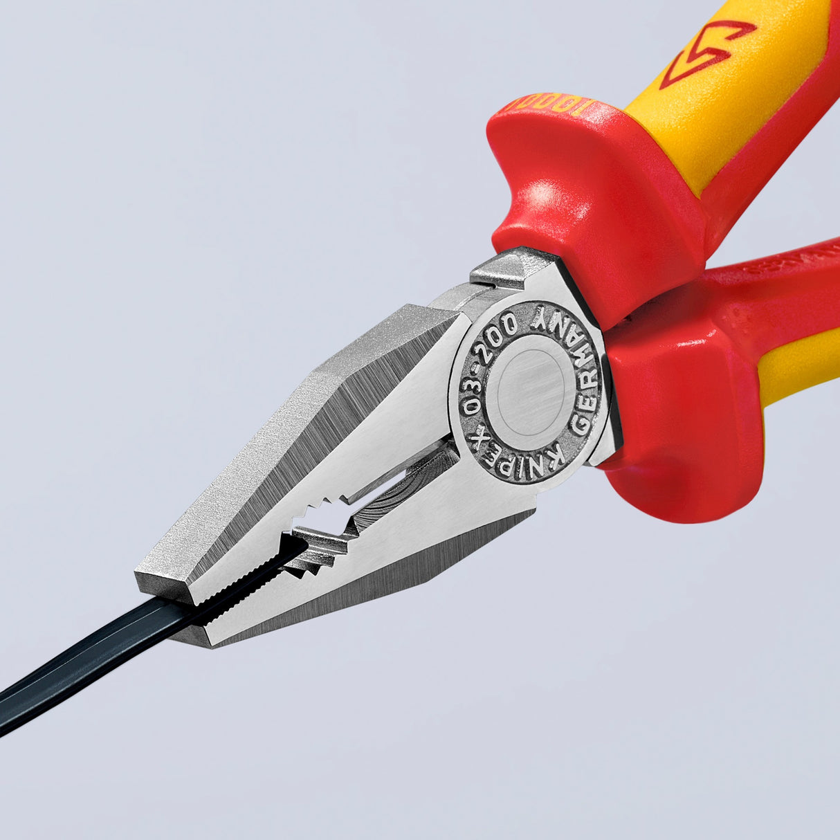KNIPEX Kombi replės 03 06 200 VDE
