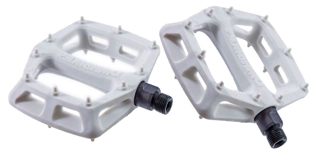 Dmr pedals v6 white