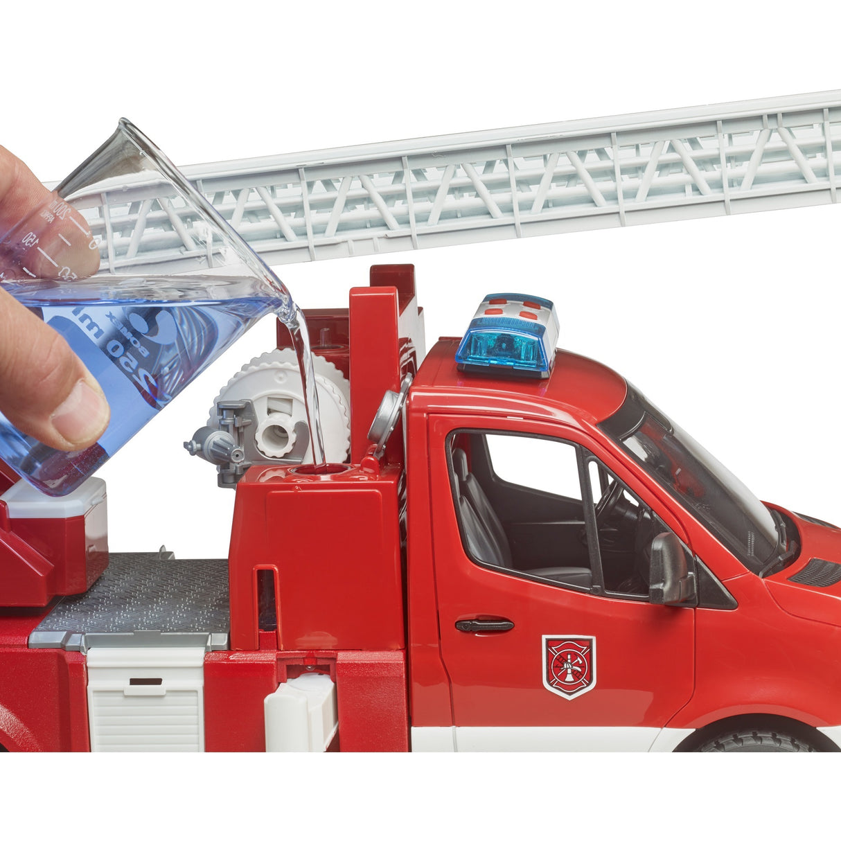 Bruder Fire Truck con pompa a scala e acqua +luce e suono