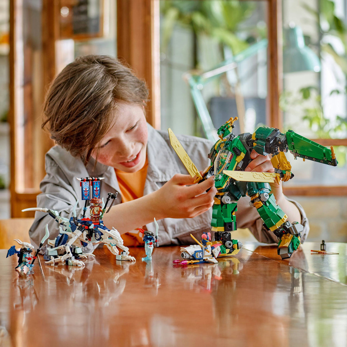 Lego 71845 ninjago lloyds letalski mehanizem