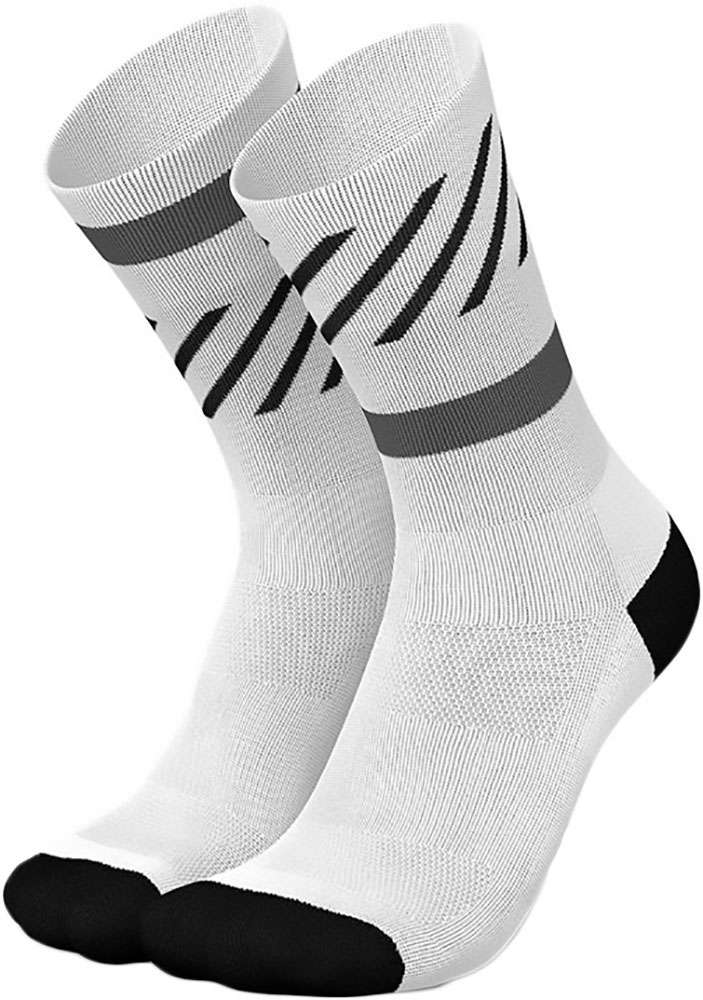 Incylence disrupts - running socks