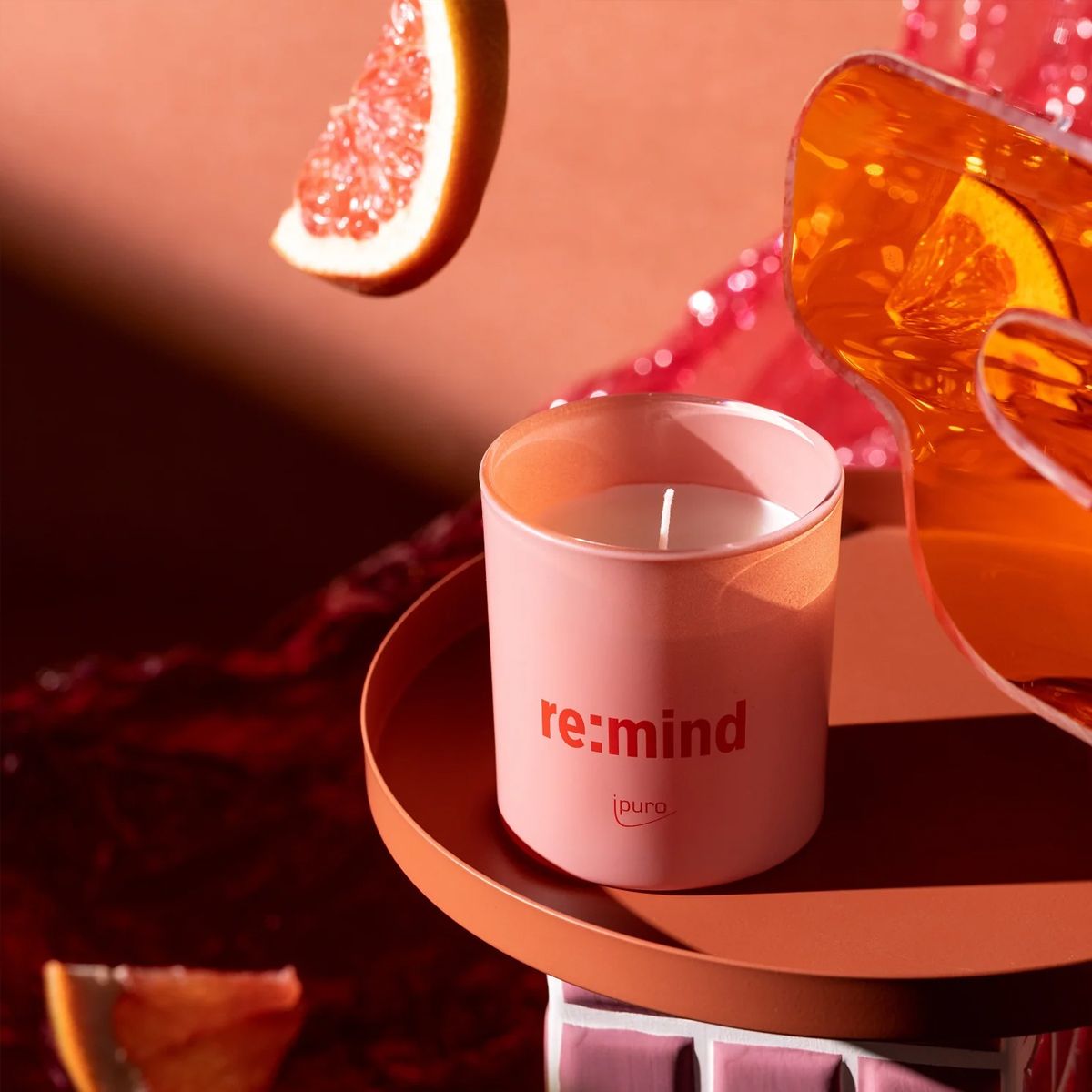 Ipuro duftlys vi er: re:mind 140gr.