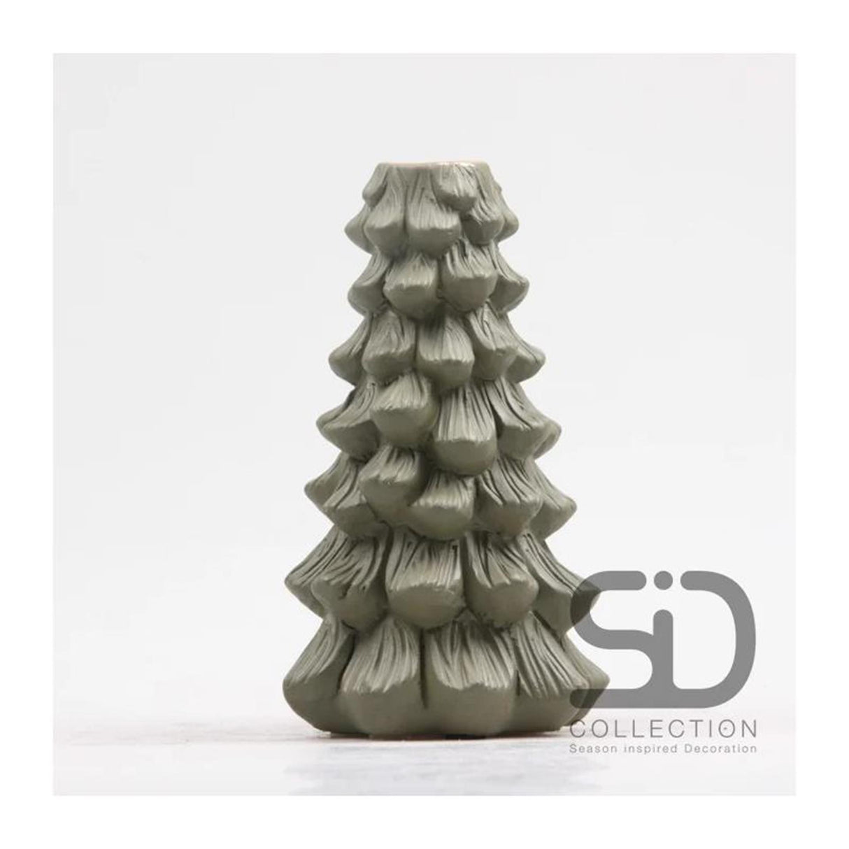 Season inspired decoration kandelaar kerstboom 11x11x19 olijfgroen