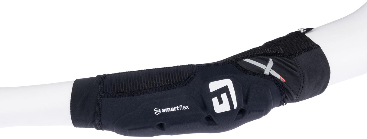 G-form elbow protect. pro-x4 size m