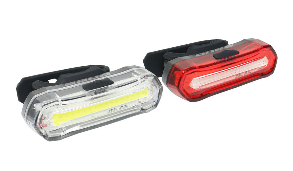 Jedna osvětlení sada 30 USB dobíjecí černá