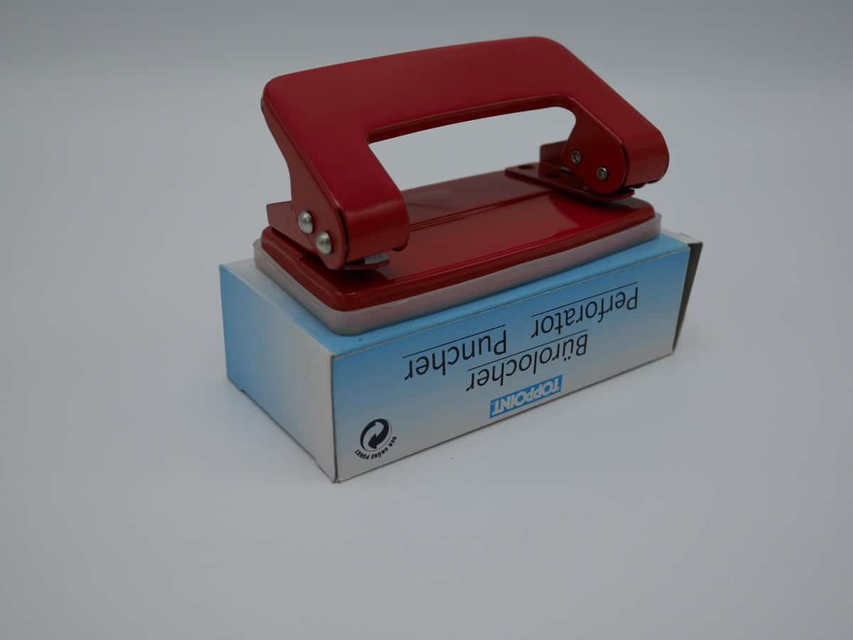 Van der Doelen metal perforator