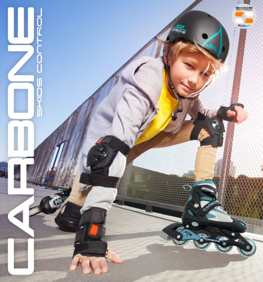 Skids Kontroll Carbone Skate Helm Upassbar schwaarz Gréisst 53-57 cm