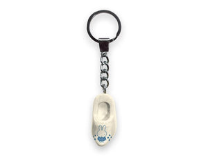 Klíčenka Miffy dřevák 4cm bílá modrá