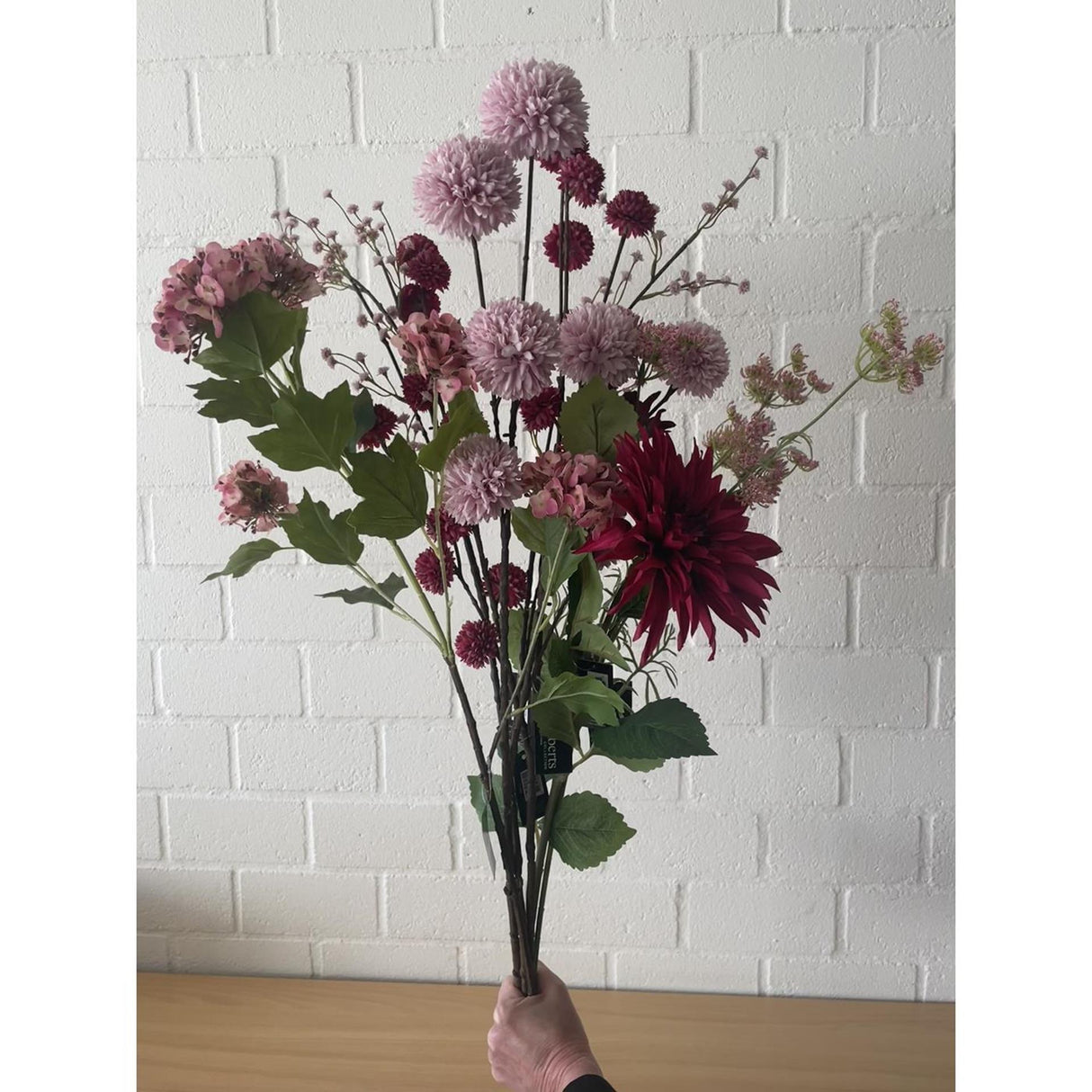 Roberts collection kunstbloem snowbal real touch 85cm mauve