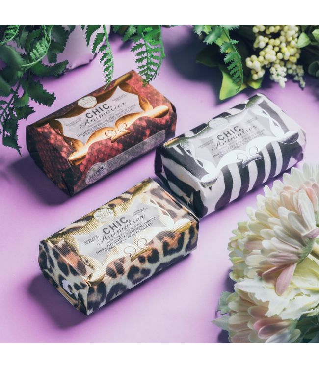 Nesti Dante Chic Animalier Wild Orchid, Red Rea lämnar tiare tvål 250gr.